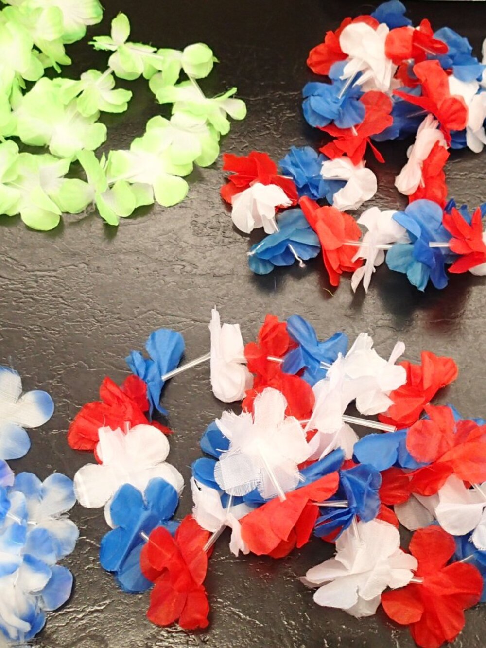 Hawaiian Flower Necklaces - set of 4